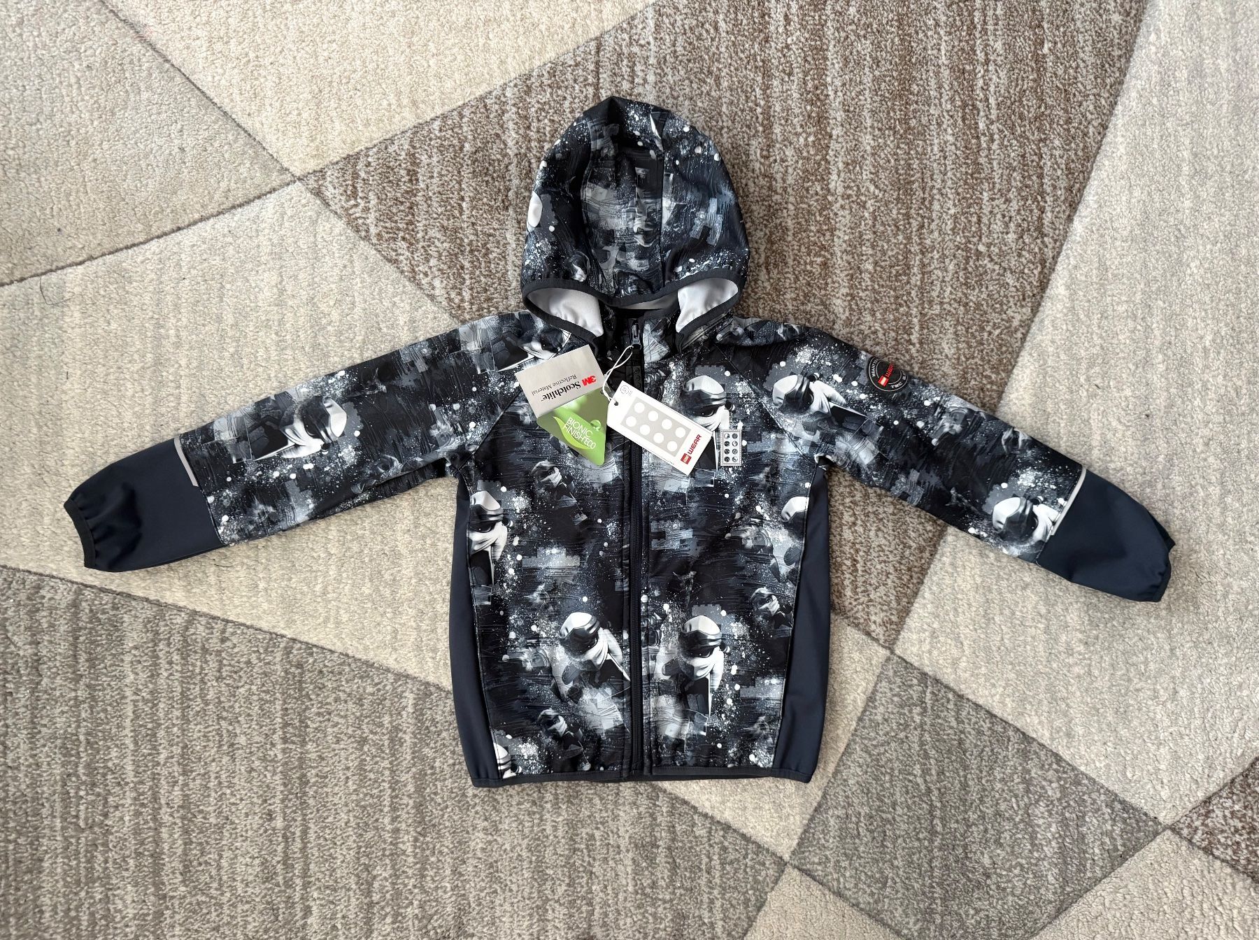 Lego Giacche & Cappotti: Lego Wear Ninjago Softshelljacke Gr.116 Neu – Nuovo e nell'imballaggio originale da Zürich venduto da makmakmak