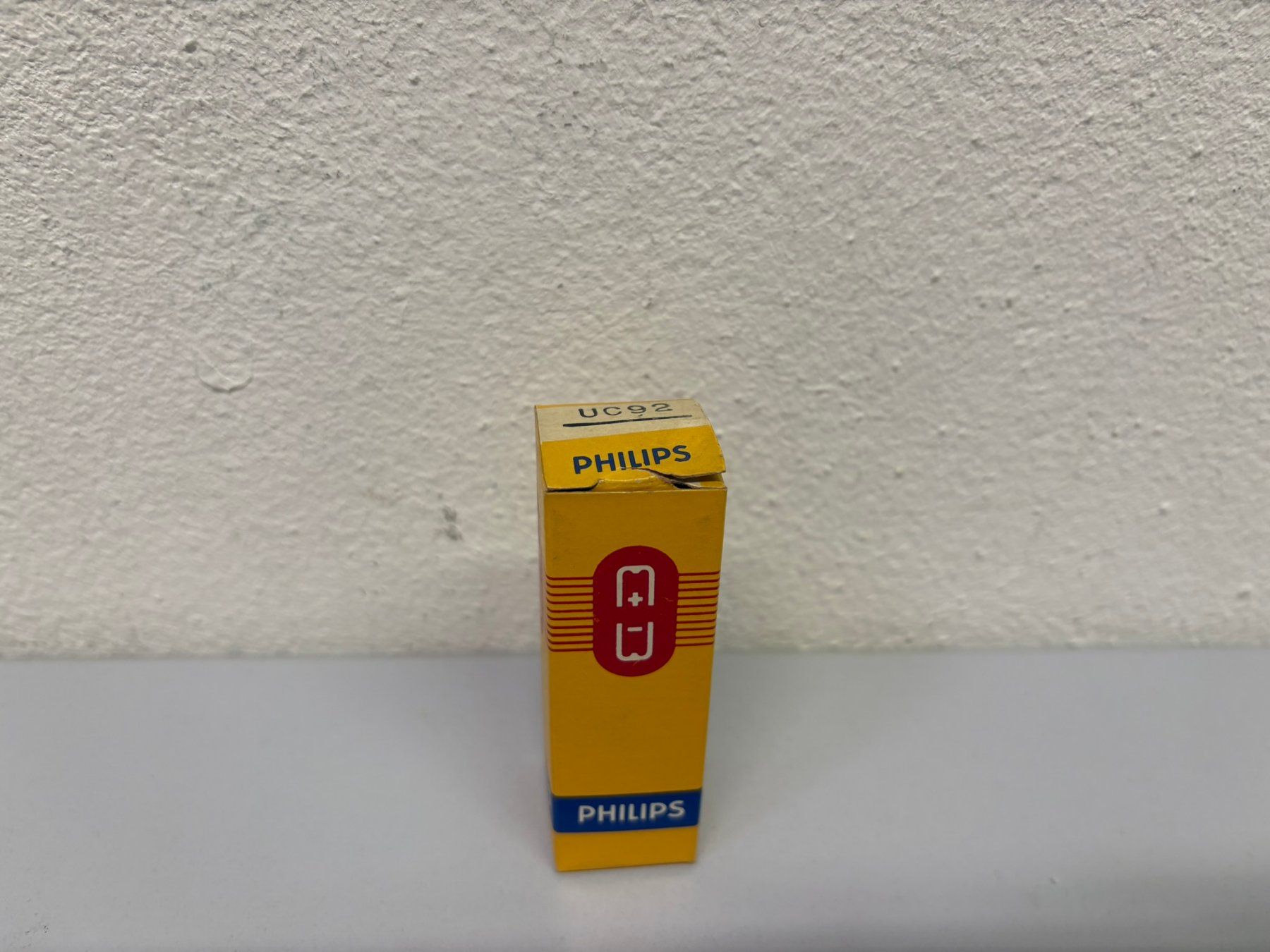 Philips Componenti elettronici: Philips UC 92 – Nuovo (secondo la descrizione) da Hochdorf venduto da av-electronics