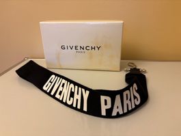 PORTE-CLE GIVENCHY - NEUF 100% AUTHENTIQUE