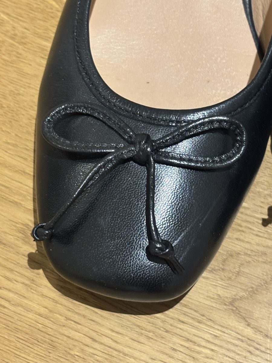 Scarpe da donna: Ballerinas/Pumps aus Leder – Usato da Thörigen venduto da Lable 5