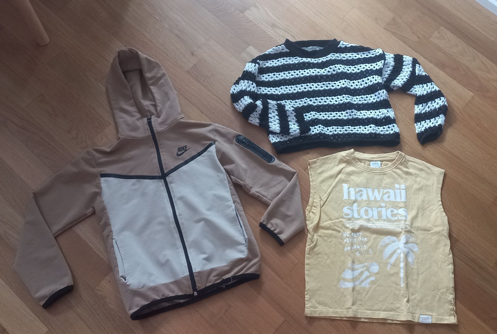 Lotti & Set di vestiti: 10teiliges Kleiderpaket Gr.140 – Usato da Winterthur venduto da Asia05 4