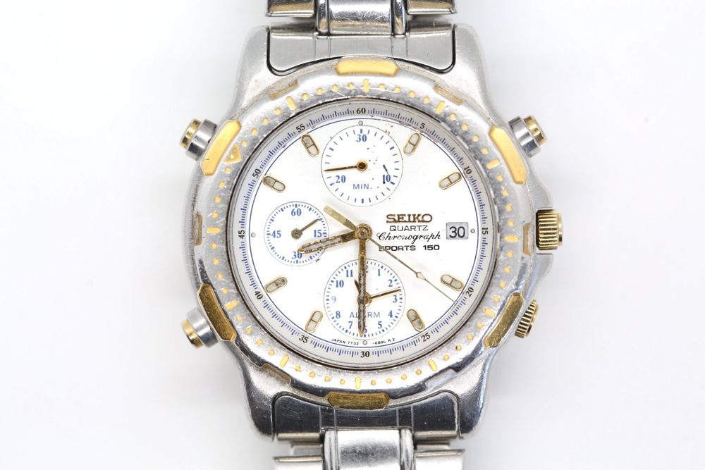 Seiko quartz chronograph hot sale sports 150