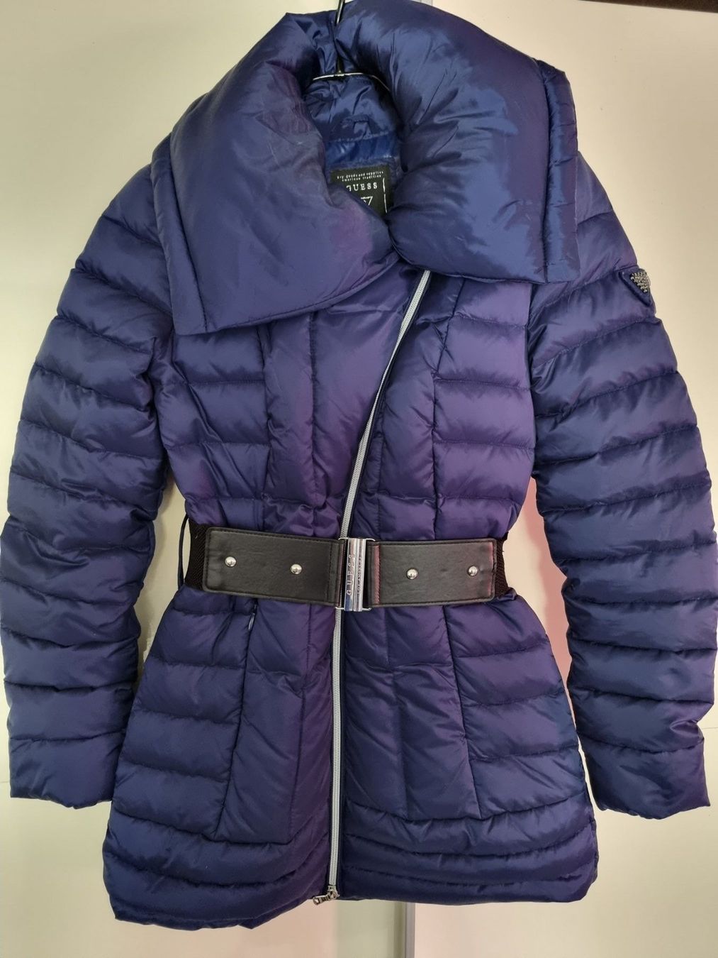 Guess Mäntel: Manteau guess bleu taille XS – Gebraucht aus lausanne von mariamimib
