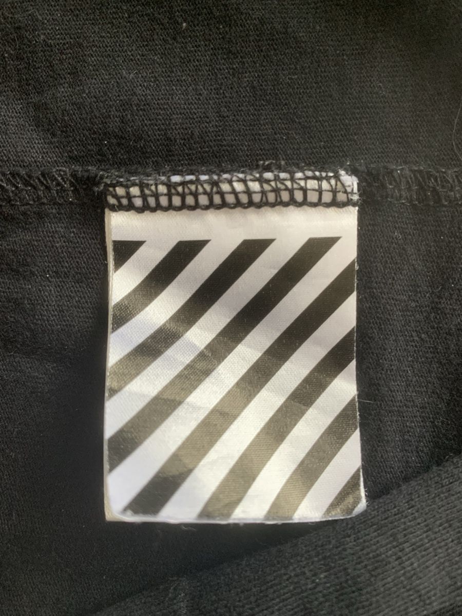Off-White T-Shirts: Off-White Langarm T-Shirt – Gebraucht aus Thalwil von cartm 4