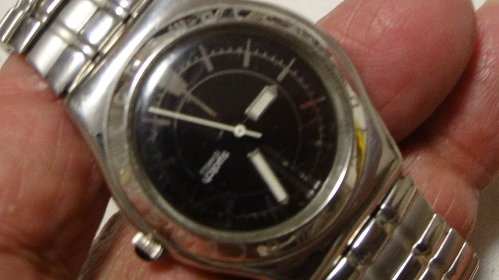 Swatch Montres: S-WATCH HERREN UHR,QUARTZ.SWISS MADE.LÄÜFT – D'occasion à zürich par ahmad01 7