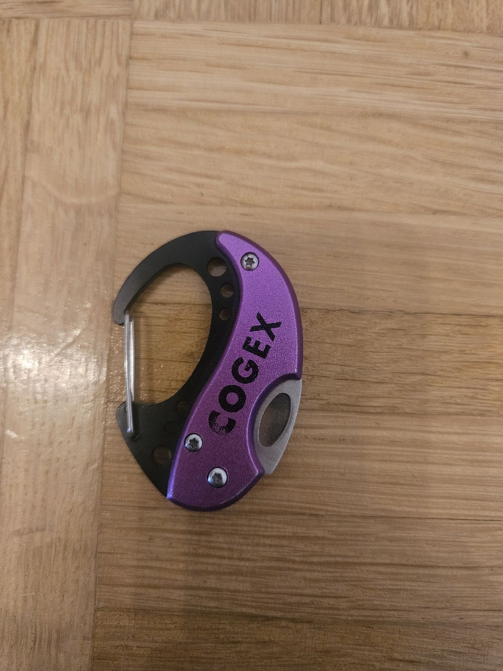 Coltelli tascabile: Taschenmesser Cogex mit Karabiner violett – Usato da Dickbuch venduto da lea_6m8c 1