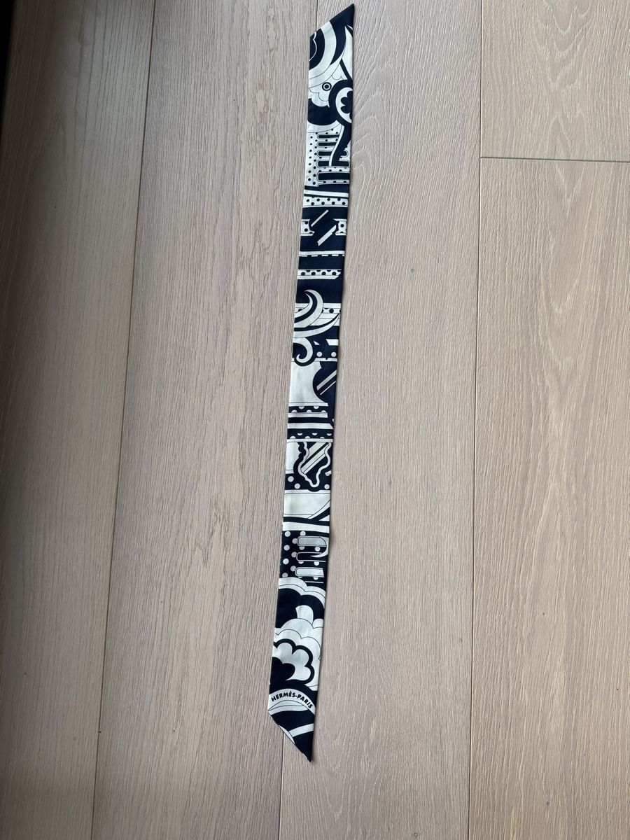 Hermès Foulard & Sciarpe: Hermès Twilly – Usato da Erlenbach ZH venduto da mpsy 2