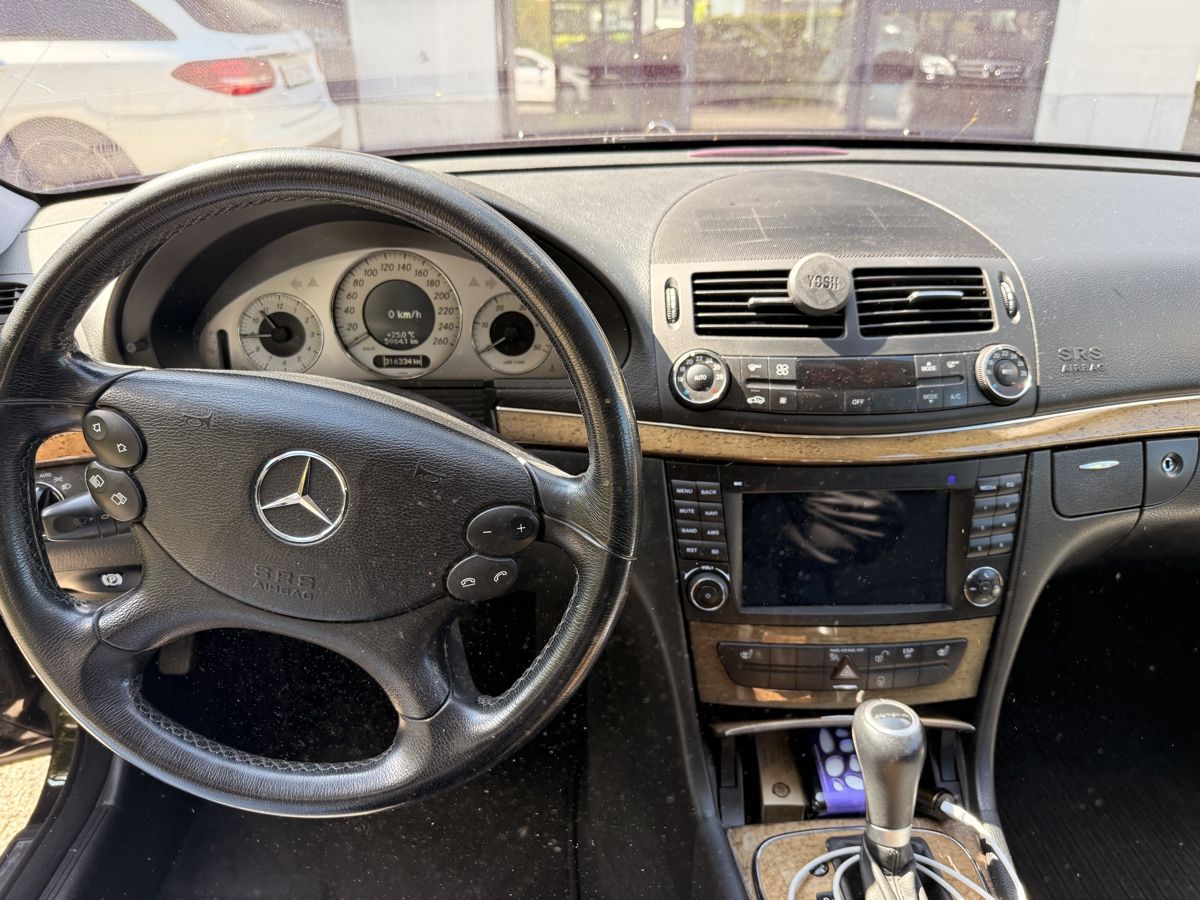 Mercedes-Benz Automobili: Mercedes E220 CDI Kombi T-Modell – Usato da Winkel venduto da Boki911 4