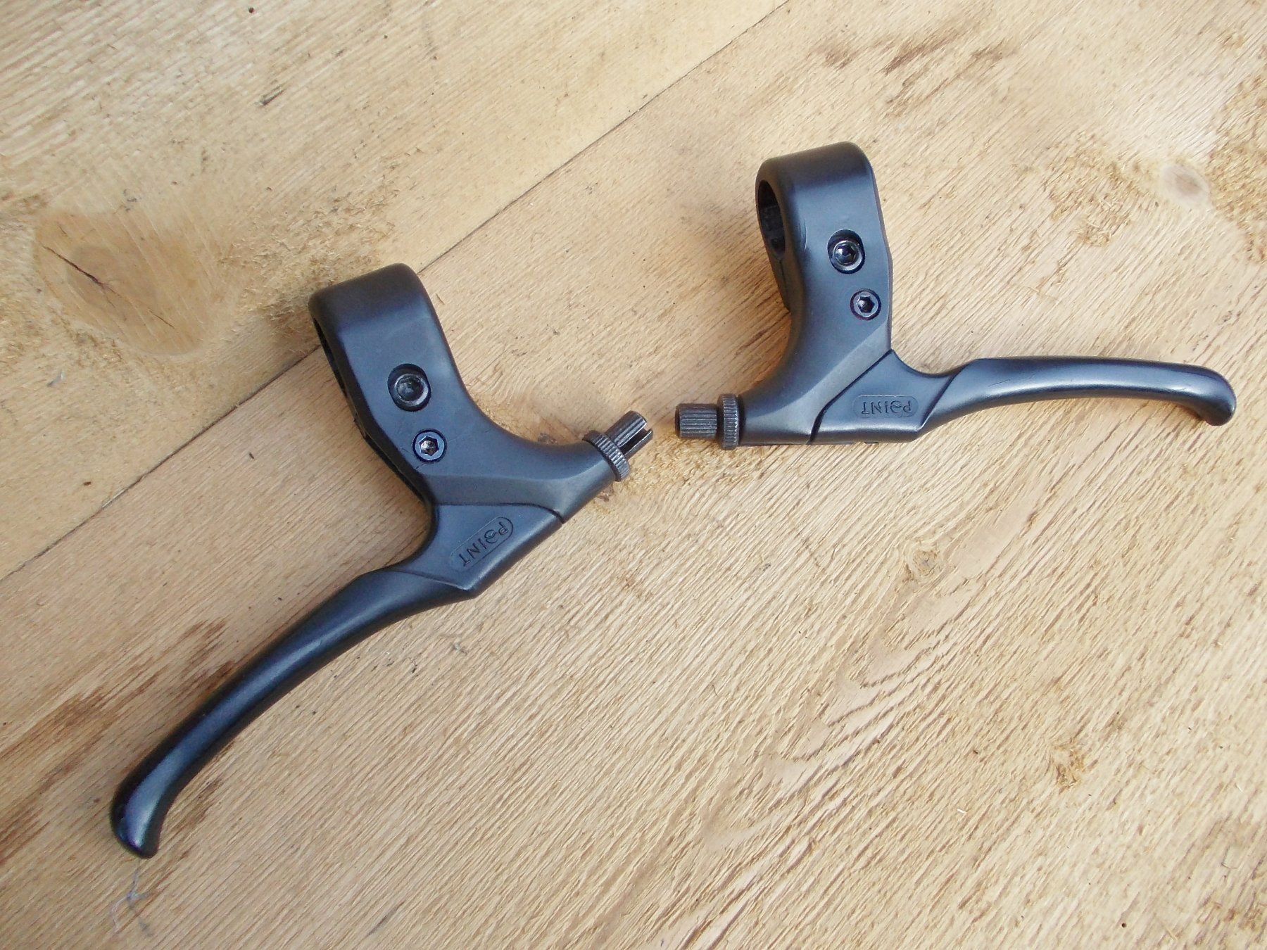 Ersatzteile: ***Neu*** Paar VELO BREMSHEBEL – Neu (gemäss Beschreibung) aus Gsteigwiler von HORMIGA21 1
