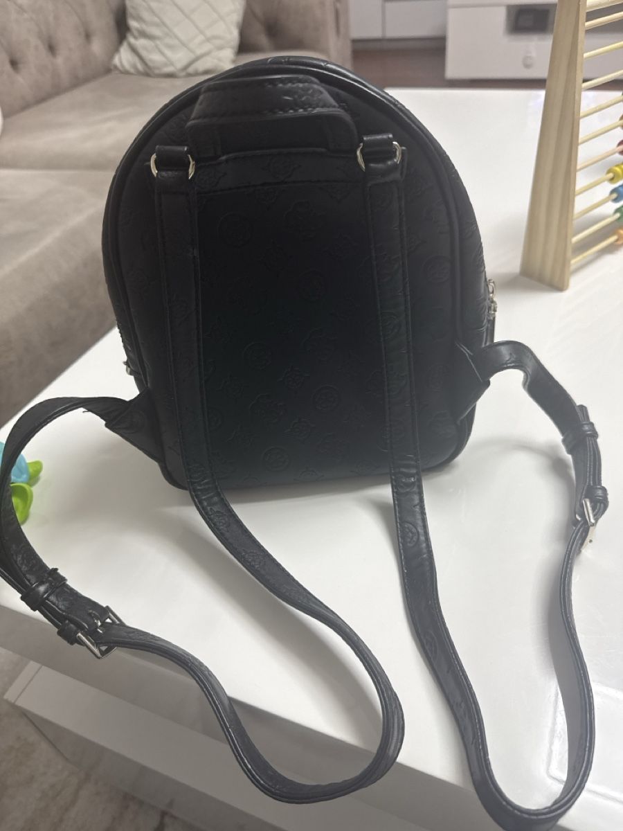 Guess Zaini: Guess Rucksack – Nuovo (secondo la descrizione) da Hausen AG venduto da balisht 2