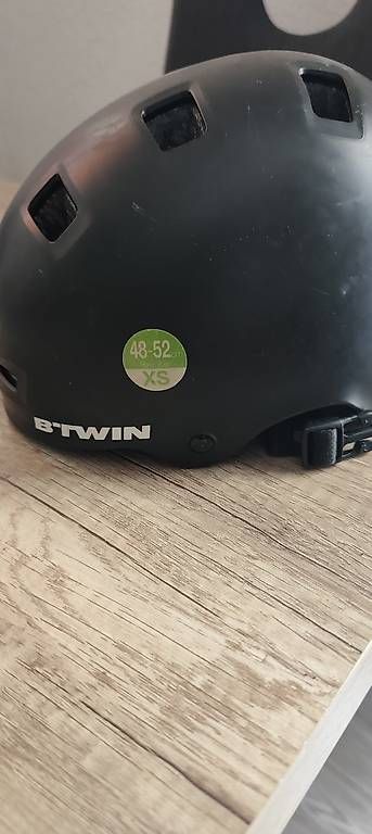 Decathlon Helme: BTWIN Kinderhelm – Gebraucht aus Thalheim von lin_w876 3