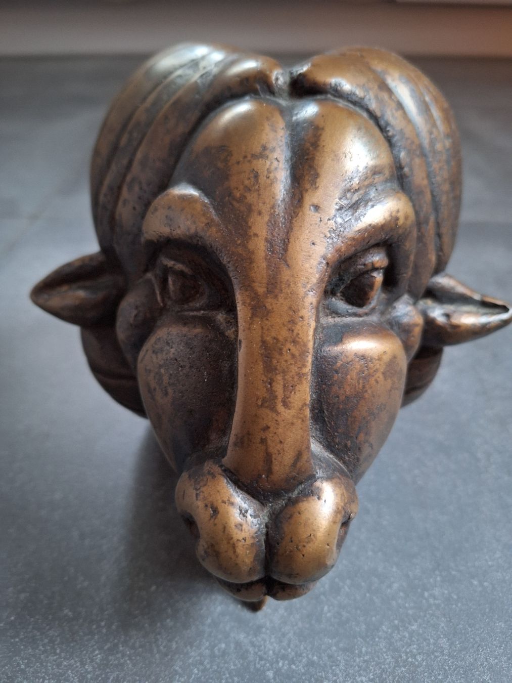 Skulpturen & Statuen: Bronzefigur Widderkopf (massiv) – Gebraucht aus St.Gallen von dajo0809 1