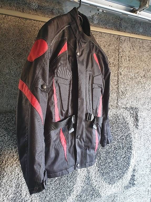 Giacche: Veste de moto. – Usato da Vétroz venduto da jpmn 4