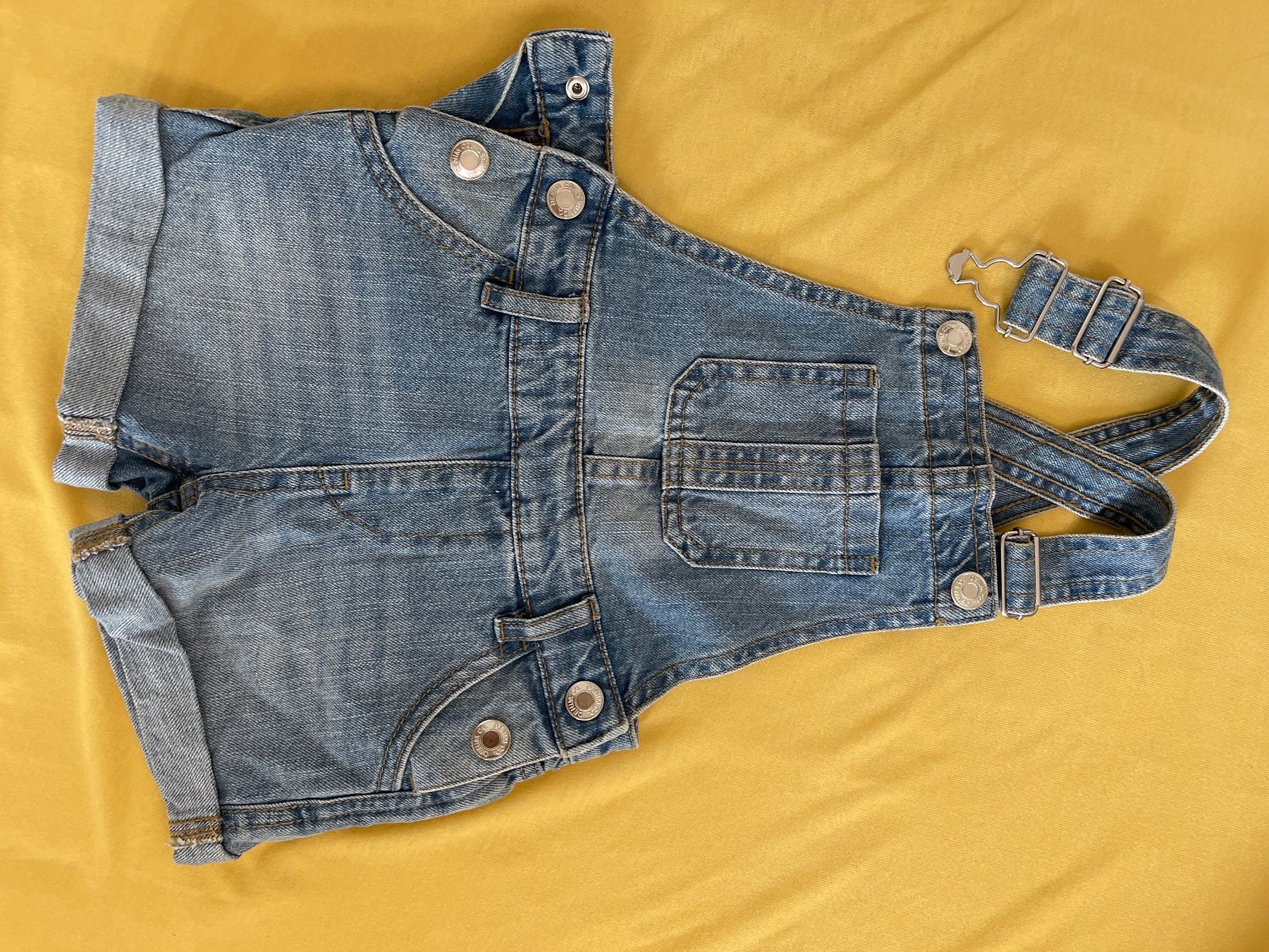 Pantaloni: Shorts bebe 2-3 ans – Nuovo (secondo la descrizione) da MARLY venduto da AISLEE