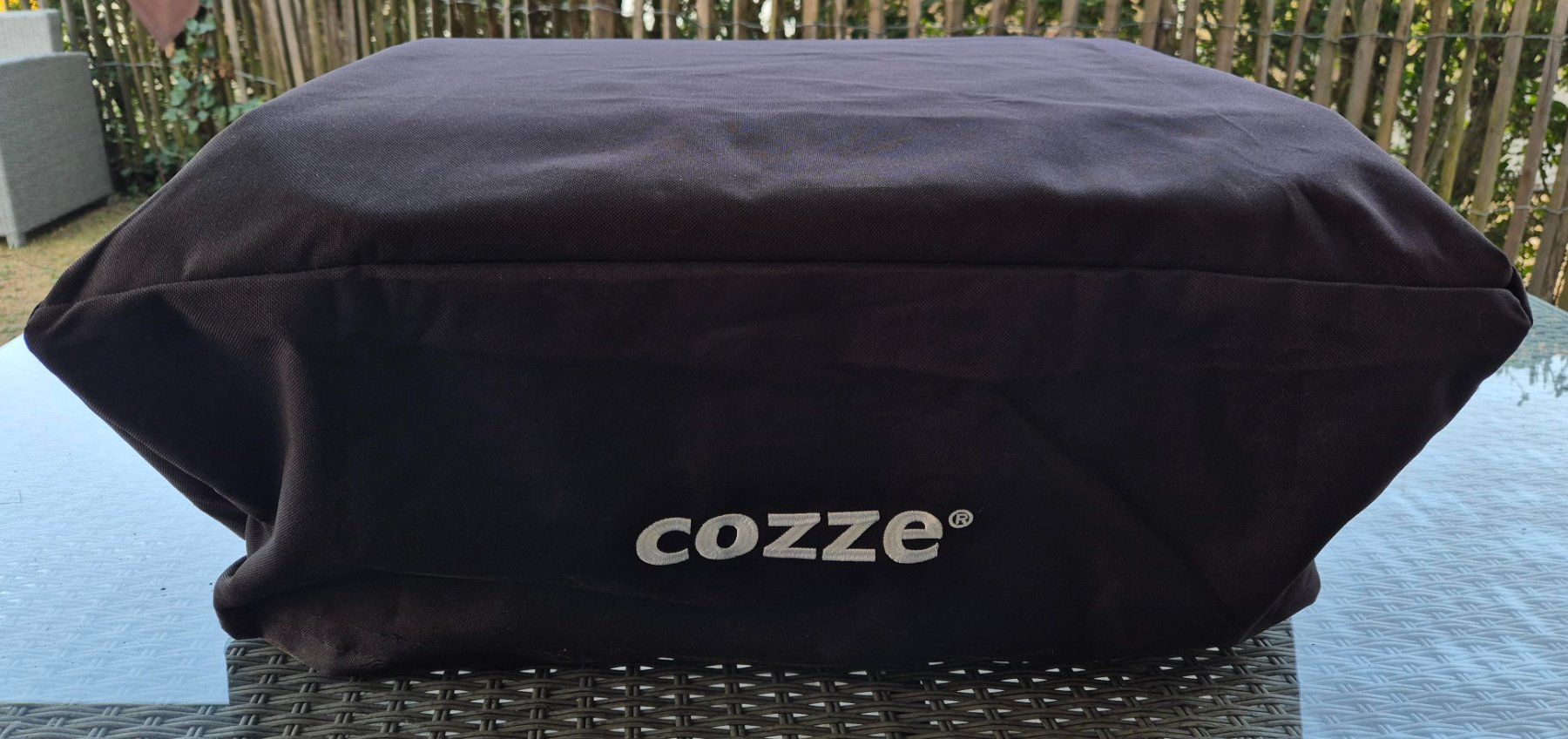 Four à pizza: COZZE Pizzaofen Basic 13 Gas mit Abdeckung & Pizzaschaufel – D'occasion à Bänk (Dägerlen) par Tinu24 2