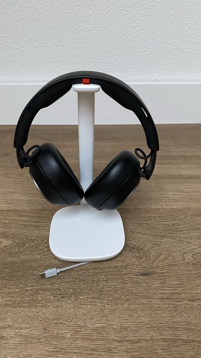 Hewlett Packard Kopfhörer: HP Headset Poly Voyager Surround 85 UC – Neu (gemäss Beschreibung) aus Moosseedorf von Smice
