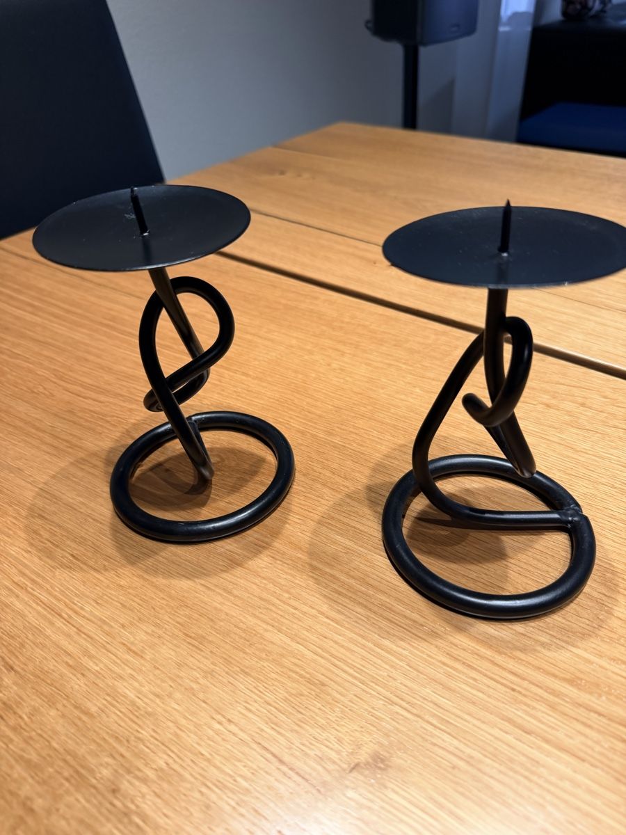 Portacandele: 2 Black frame Candlesticks – Nuovo (secondo la descrizione) da Zürich venduto da Swiss_Bea