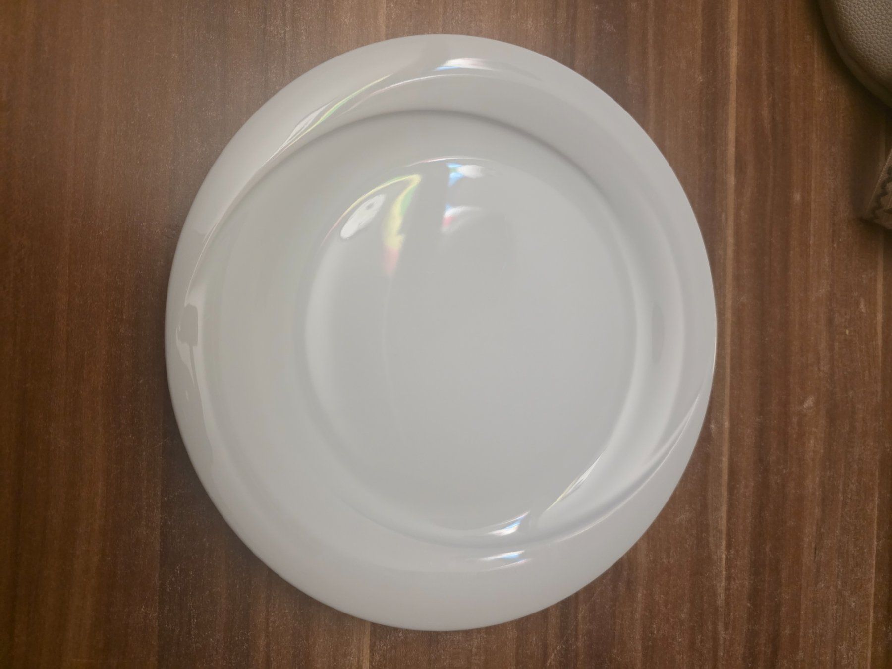 Assiettes: Teller weiss – D'occasion à Buchrain par Zitronella82 1