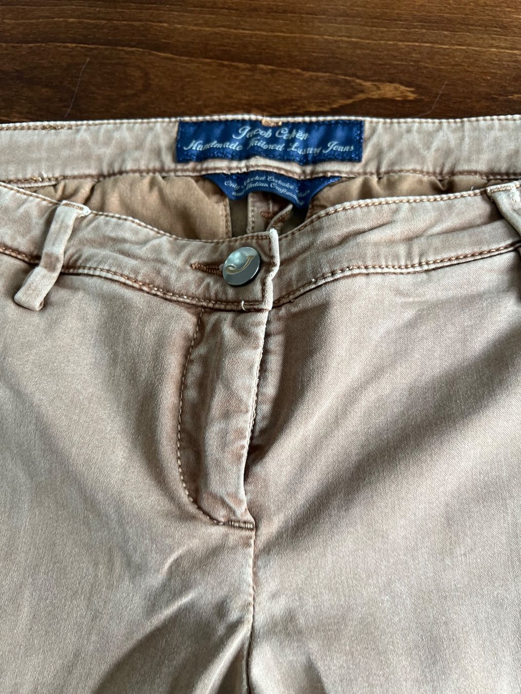 Jacob Cohën Hosen: Jacob Cohen Damenhose, Grösse 27 – Gebraucht aus Ebmatingen von Mistelu 1