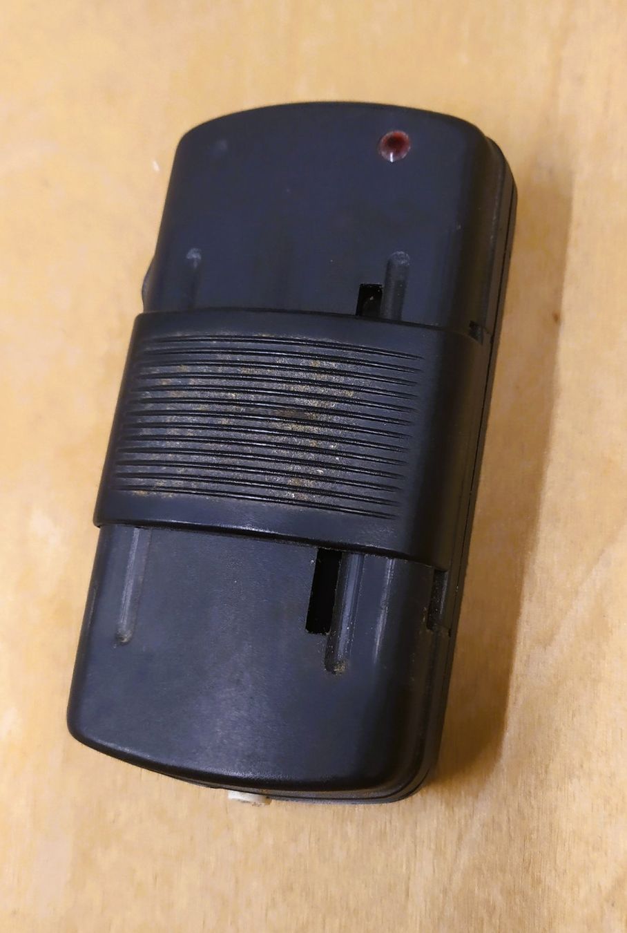Interruttori: Kabel-Lichtregler - Variateur de lumière pour câble – Usato da Salgesch venduto da mdue-mdue