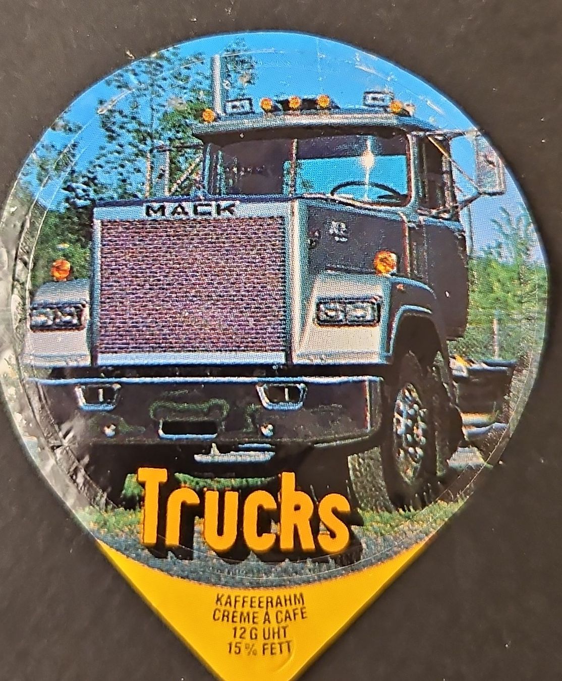 Kaffeerahmdeckel: Mack Trucks Kaffeerahmdeckel  – Gebraucht aus Basel von Melibu