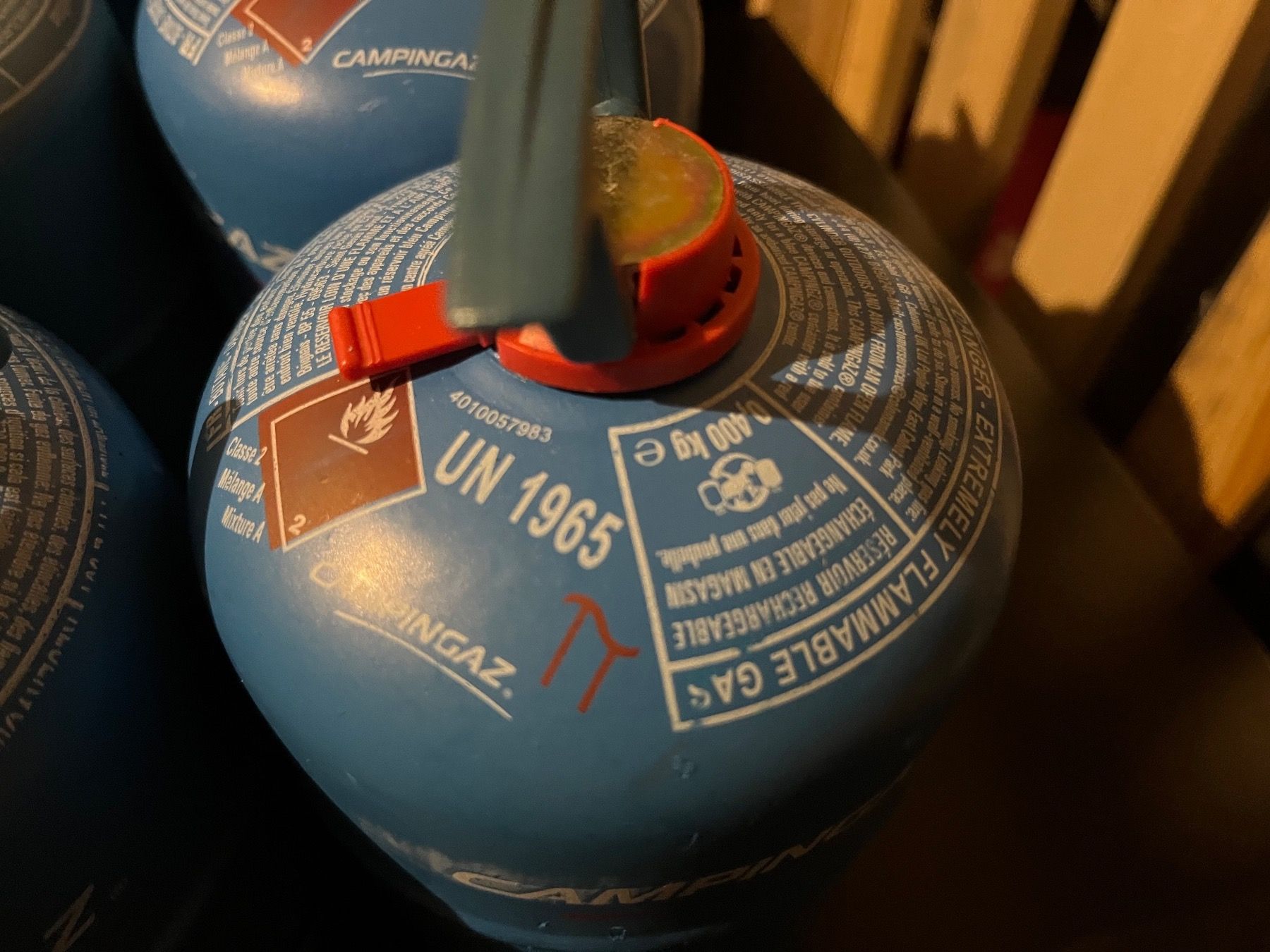 Campingaz Apparecchiature e tecnologia a gas: Lot 9 bouteilles Campingaz® 901 – Nuovo e nell'imballaggio originale da BREMBLENS venduto da Lafoudre