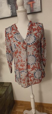 Nile Bluse, Gr. S, Rot/Blau, Sommerlich & Leicht!