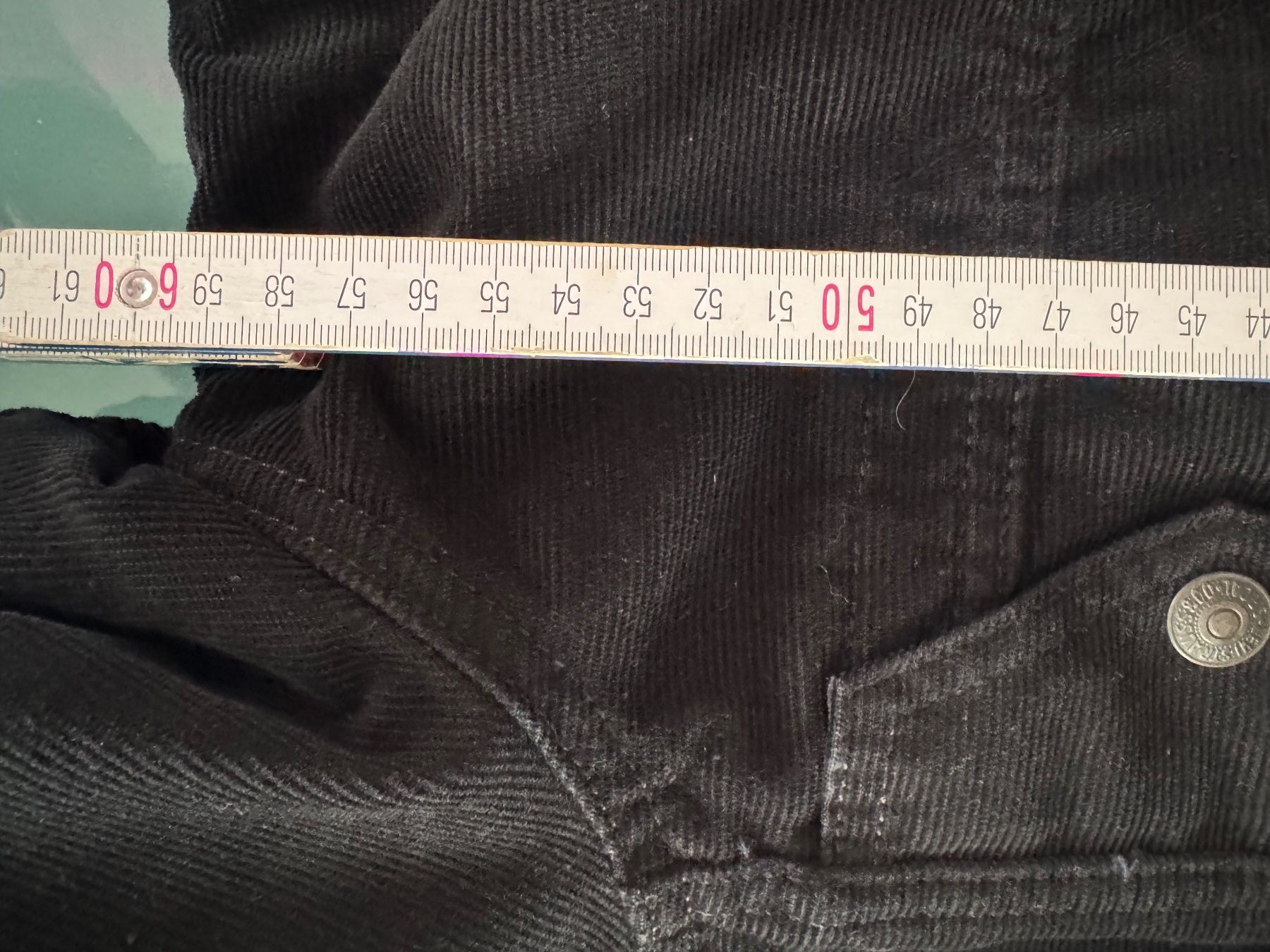 Levi's Vestes: Winterjacke, schwarz – D'occasion à 6315 Oberägeri par jud_mzd5 4