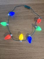 Weihnachtslichterkette für den Hals 🎅