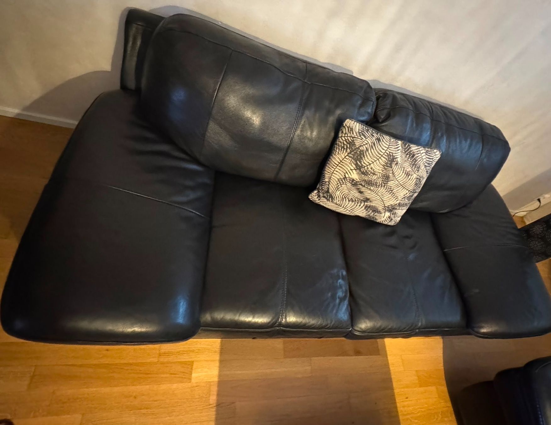 Divani: Wohnzimmer-Set zu verkaufen – Usato da Luzern venduto da vik_qk6d 2