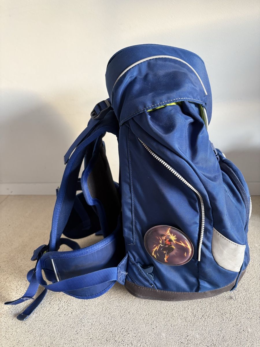 Ergobag Sacs & sacs à dos: Ergobag - Schulranzen, dunkelblau – D'occasion à Wettswil par Gig16 1