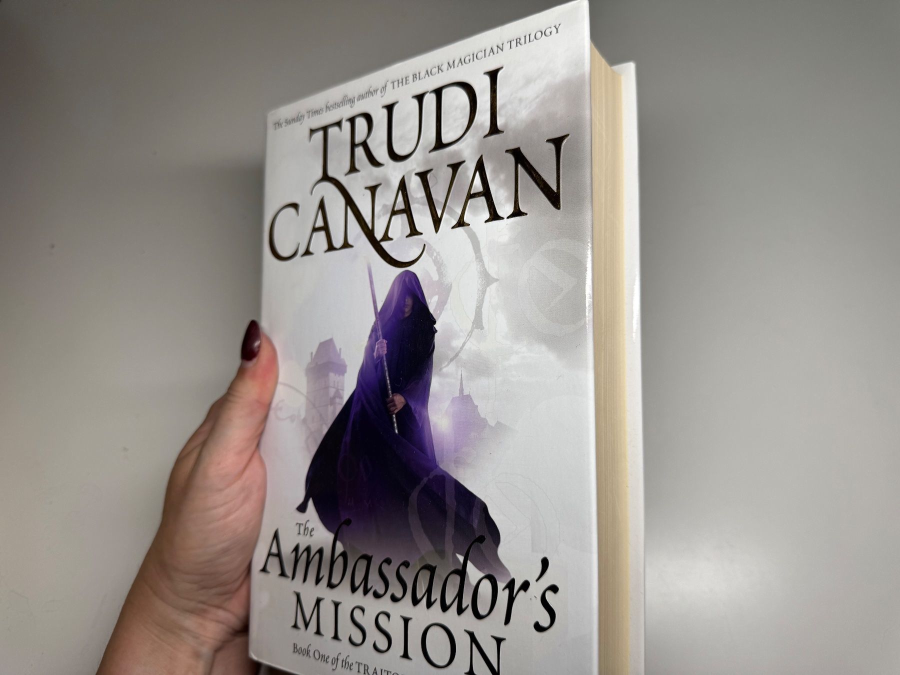 Bücher: NOVEL: Trudi Canavan, The ambrassador's mission – Gebraucht aus Grosswangen von English_books 1