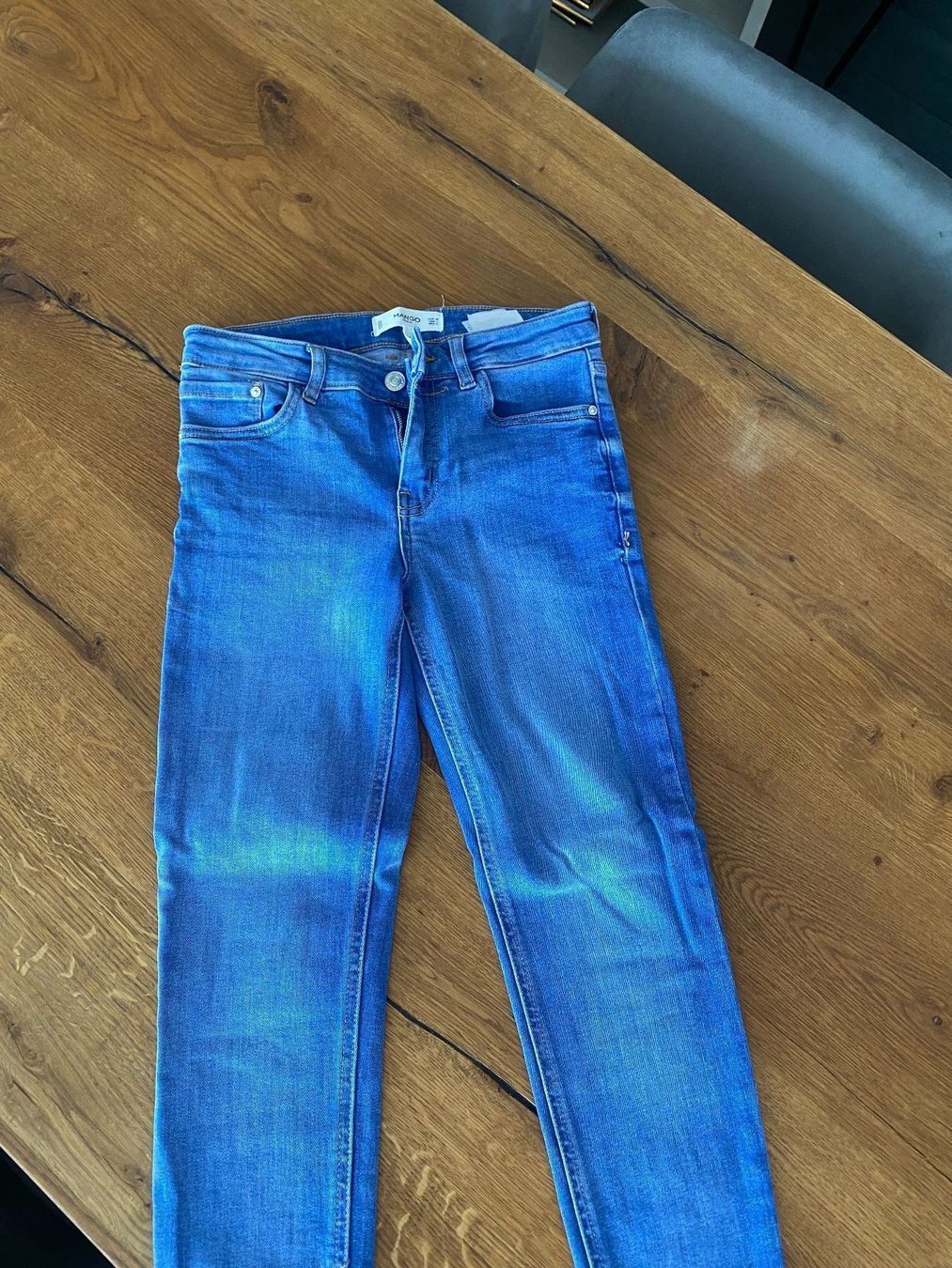 Mango Jeans: Mango Jeans 32 sehr gut sitzend – Nuovo (secondo la descrizione) da Schafisheim venduto da inf_5dtw
