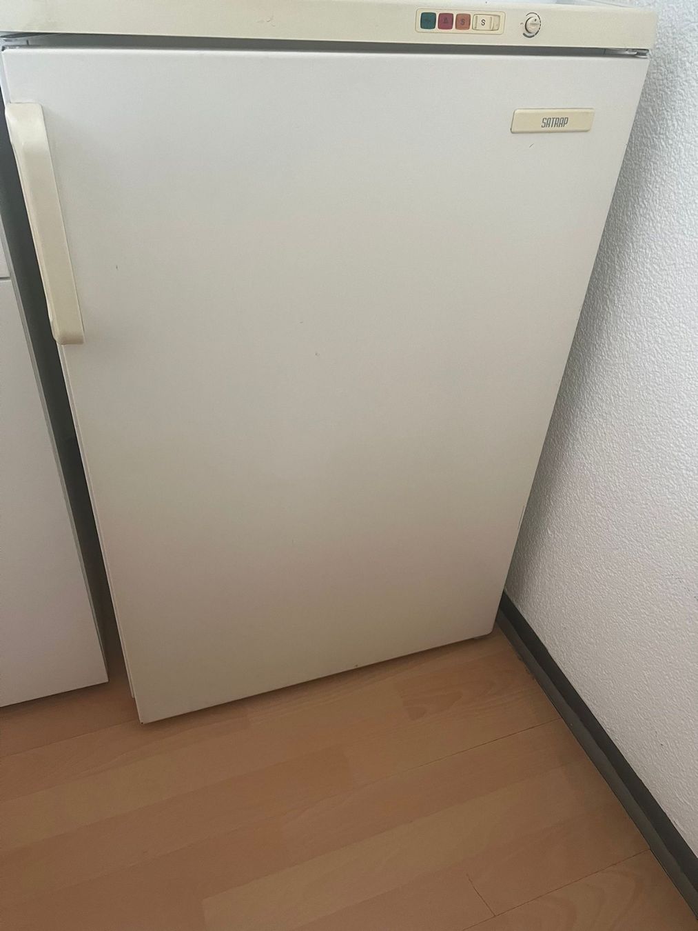 Kühlschrank: Gefrierschrank – Gebraucht aus Möhlin von H_4