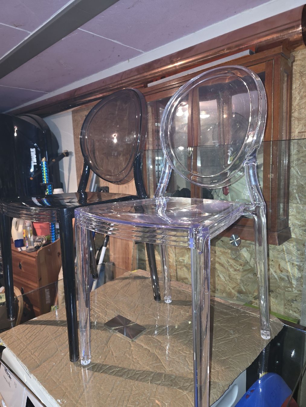 Stühle: 2 Chaise design transparente, style Louis Ghost - Superbe! – Gebraucht aus Prilly von Tigrou2017 2