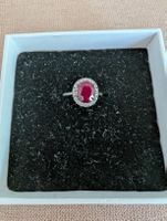 Rubinring aus Silber 925 mit Zirkonen