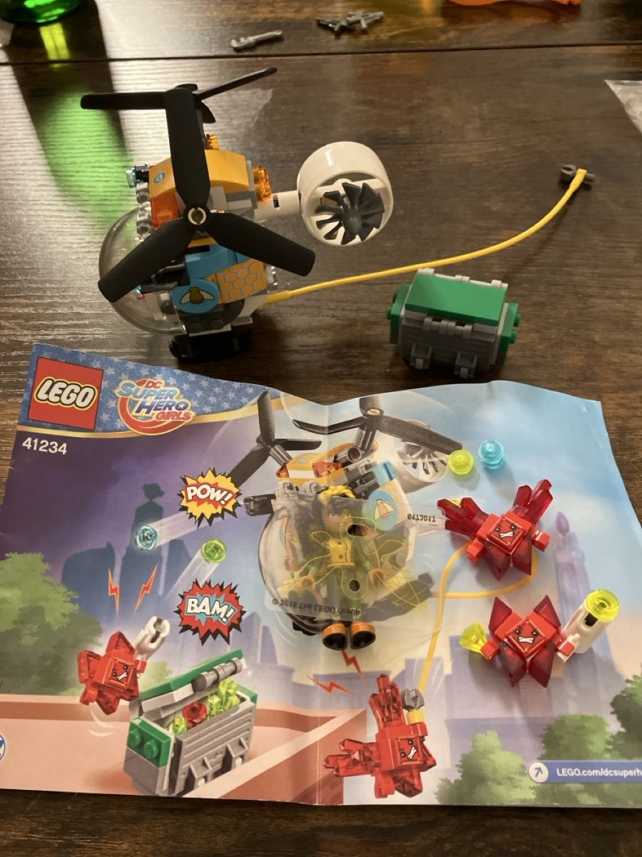 Lego Jeux de construction: Lego 41234 Bumblebee Helicopter – D'occasion à Glarus par Jhuber78