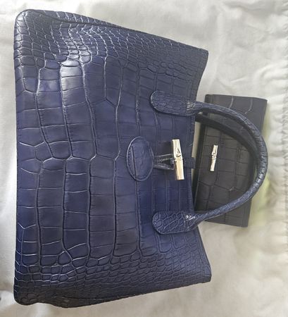 Roseau Croc Embossed Leather
