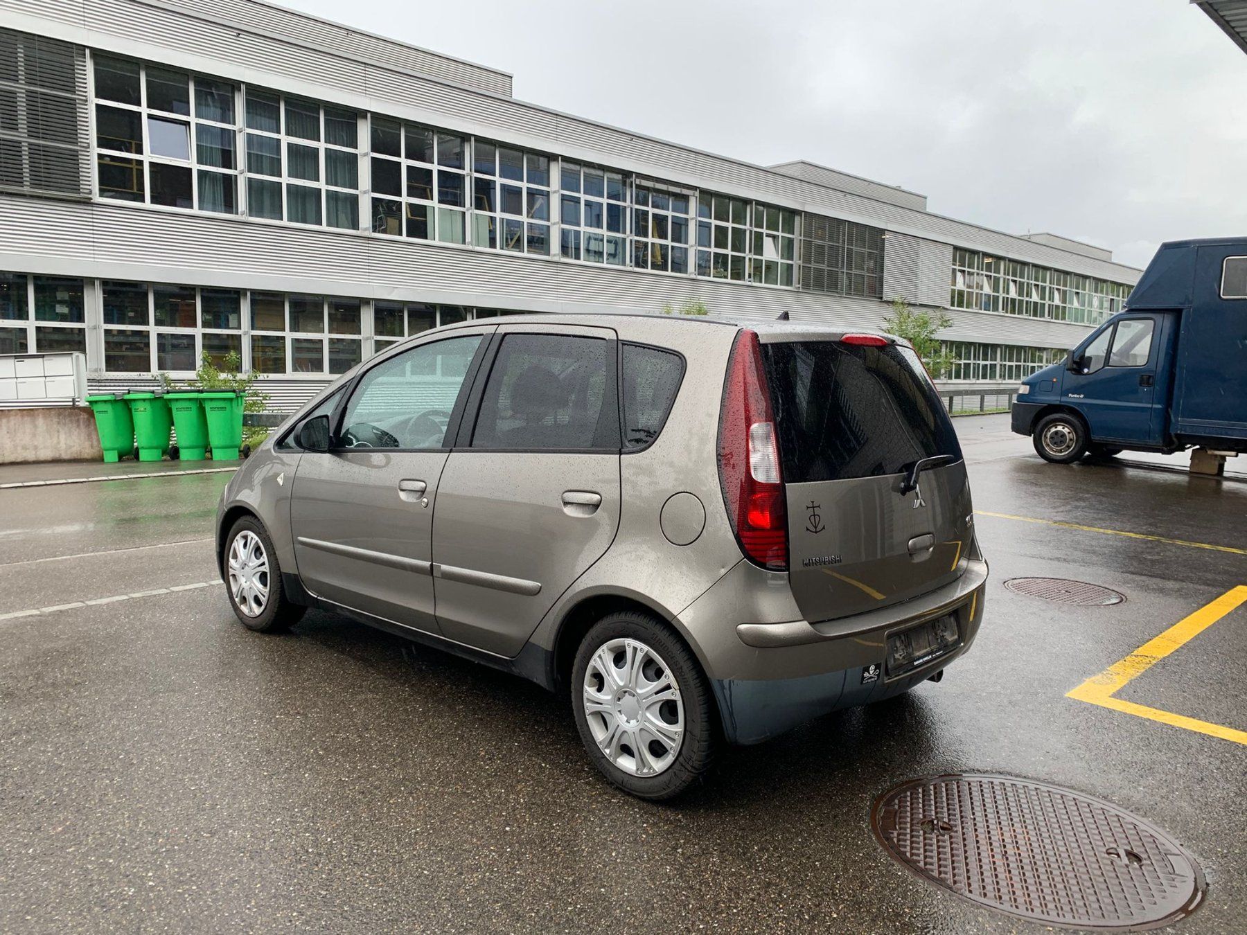 Mitsubishi Automobili: Mitsubishi Colt 1.3 16V – Usato da Bäch SZ venduto da Olivier_Sales 2
