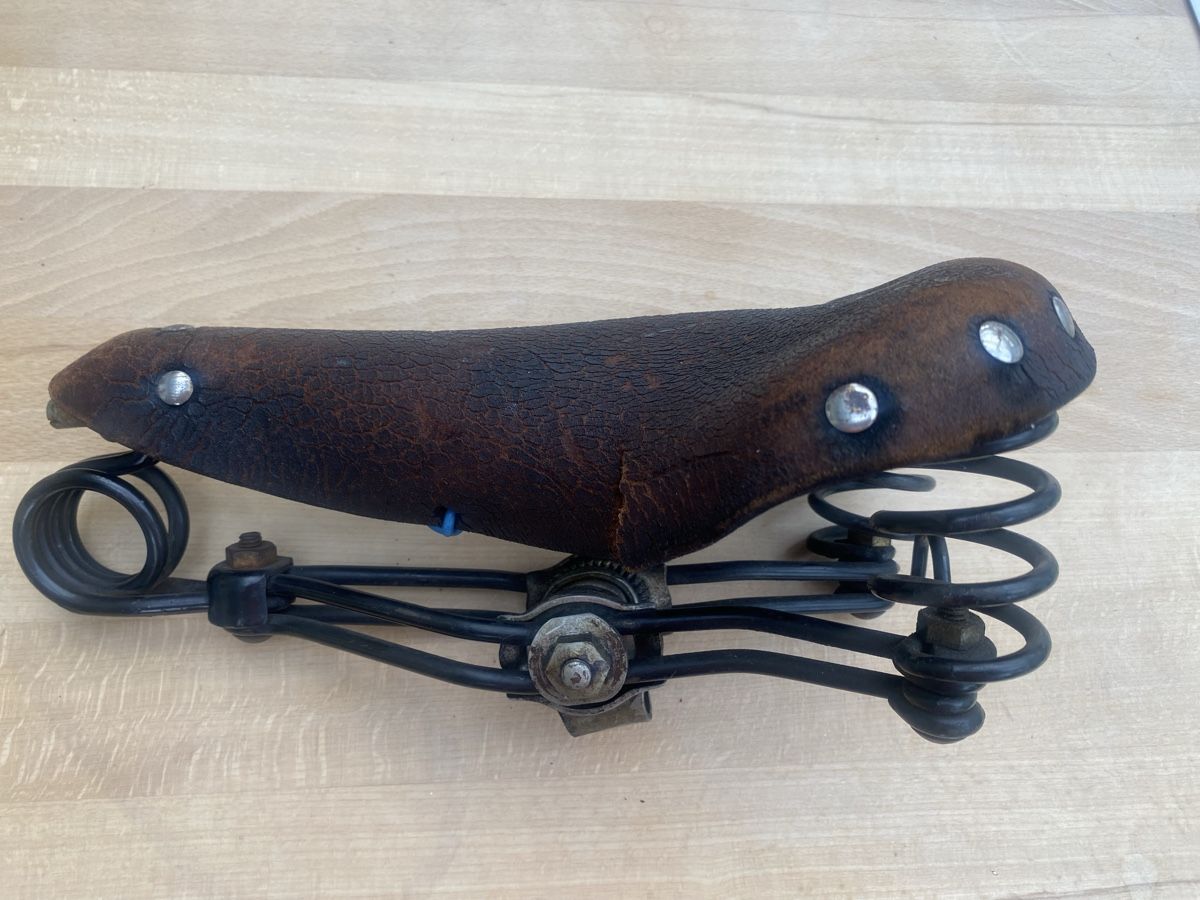 Biciclette: Fahrradsattel CH Ordonanzvelo Original – Usato da Wiesendangen venduto da argon03