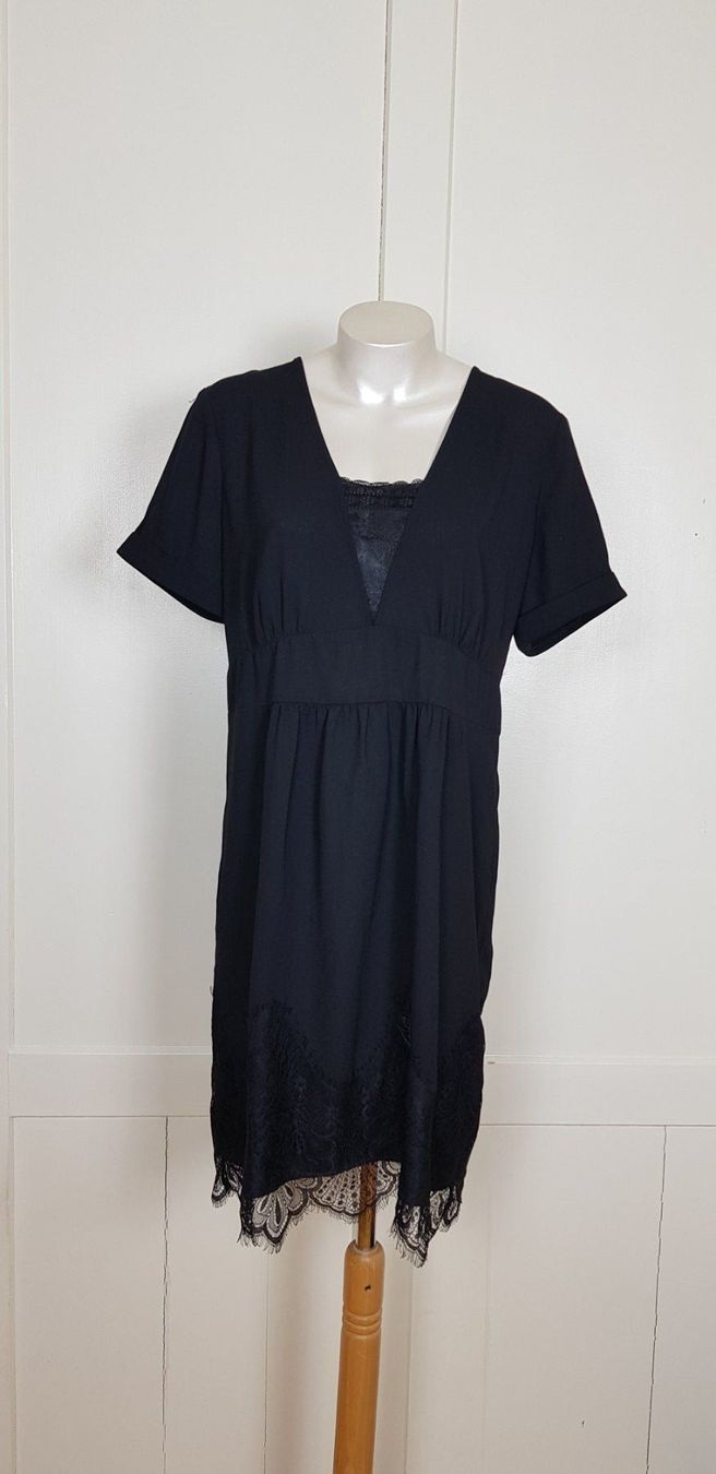 Robes: Kleid, schwarz, Kiabi, Gr. 44 46 – D'occasion à Uster par Astral