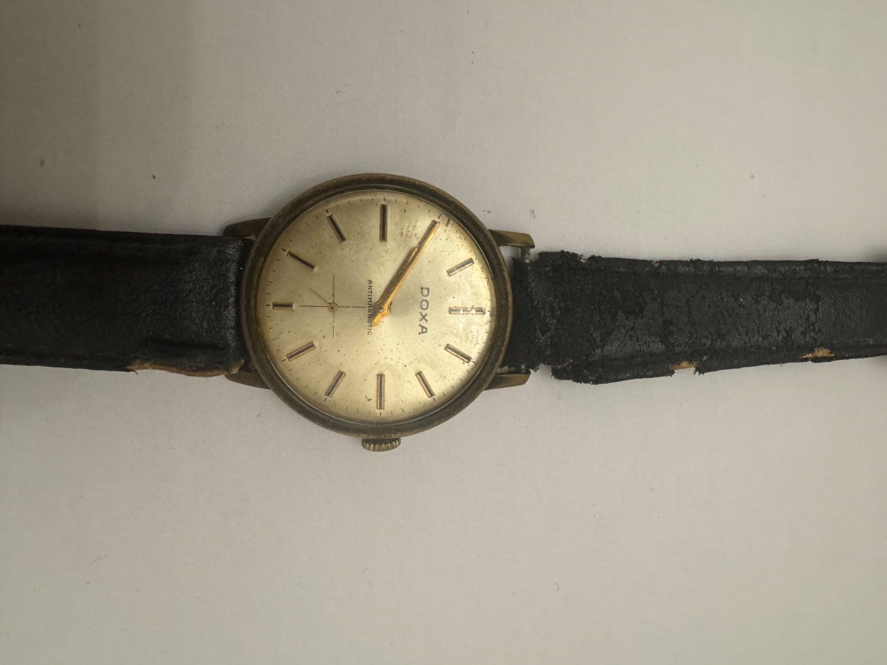 Doxa Uhren: DOXA ANTIMAGNETIC – Gebraucht aus Aarau von dar_xf8n