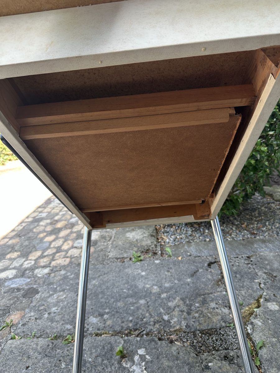Tavoli: Küchentisch 2 Hocker  – Usato da Villmergen venduto da Bezdupe 6