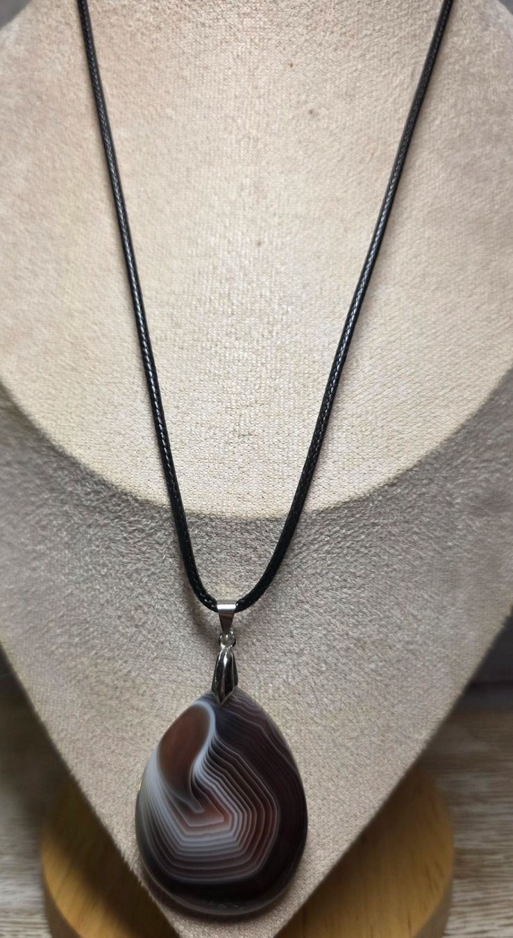 Minerali & Pietre curative: Lace Achat Anhänger an Kette – Nuovo e nell'imballaggio originale da Matzingen venduto da Shay_Crystalz 1