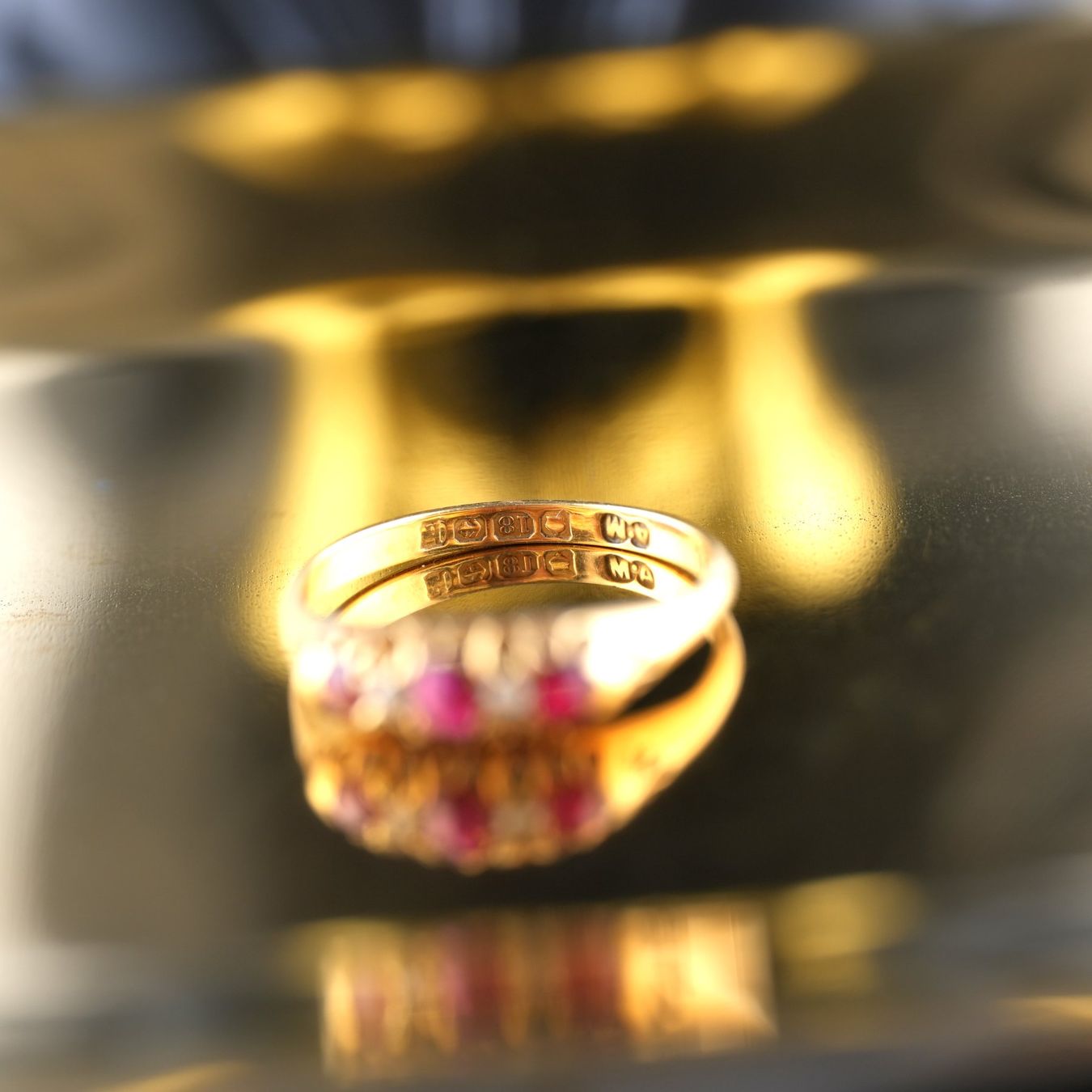 Ringe: Goldring 18K mit Rubin und Diamanten – Gebraucht aus Basel von Vip24 3