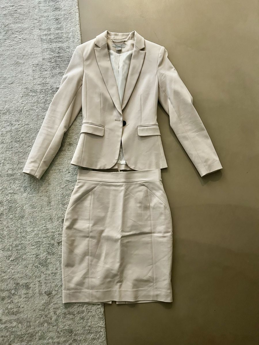H&M Anzüge & Kostüme: H&M business skirt suit – Neu (gemäss Beschreibung) aus Belp von jan_6yvx