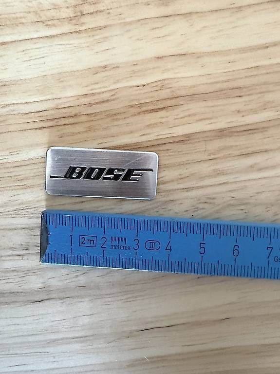 Toutes les pièces auto: BOSE Logo Emblem NEU – D'occasion à Gränichen par Xbertone 2