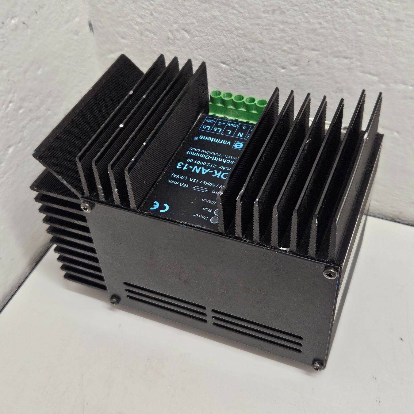 Componenti elettronici: Varintens SDK-AN-13 Anschnitt-Dimmer – Usato da Niederdorf venduto da LeptonAG 3