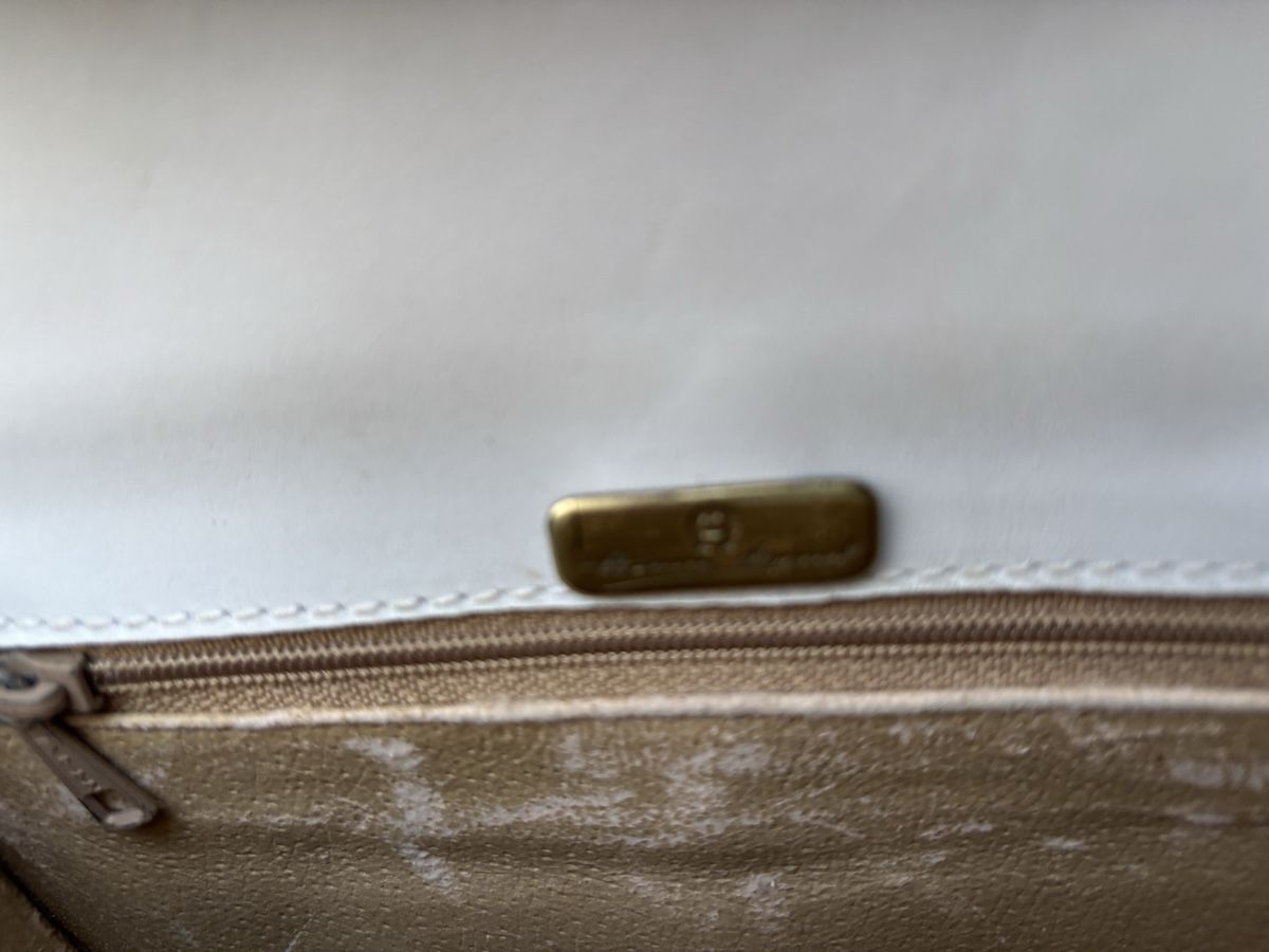 Borse da donna: AIGNER  LEDERTASCHE  weiss  – Usato da Buonas venduto da eluthi48 4