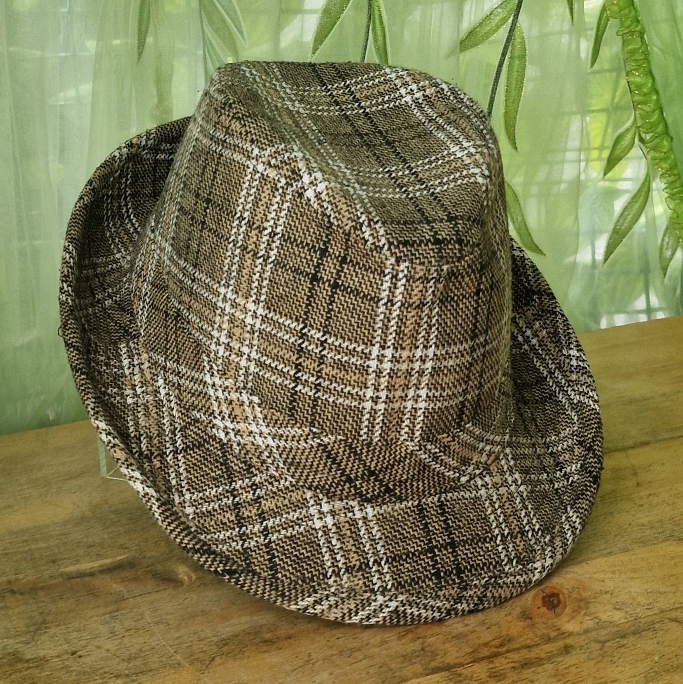 Copricapi, berretti & cappellini: Fedora Hut – Usato da Merlischachen venduto da Sheavy 3